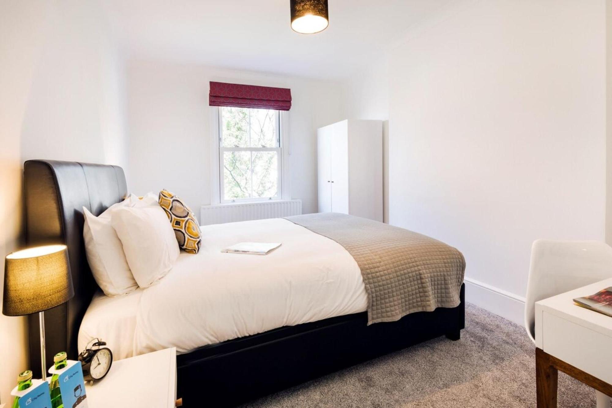 Bright And Modern Earls Court Gem Apartment ลอนดอน ภายนอก รูปภาพ